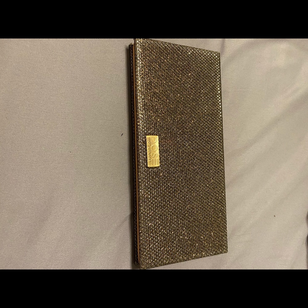 Dose of colors friendcation palette